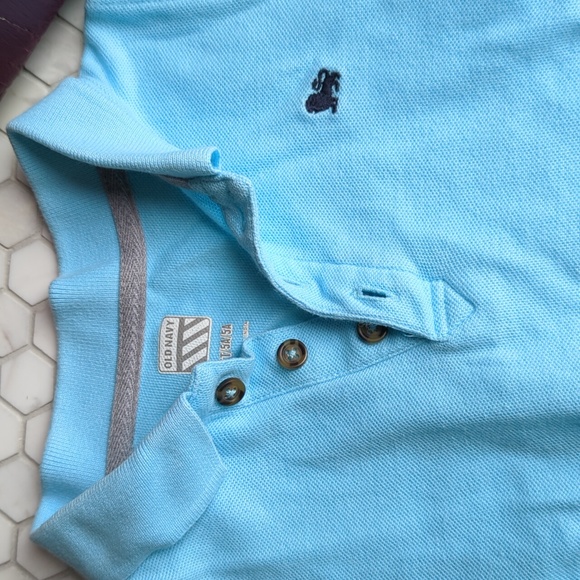 Lot of five boys short sleeve tops size 5T - Picture 7 of 7